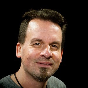 Headshot of Pascal Prellwitz